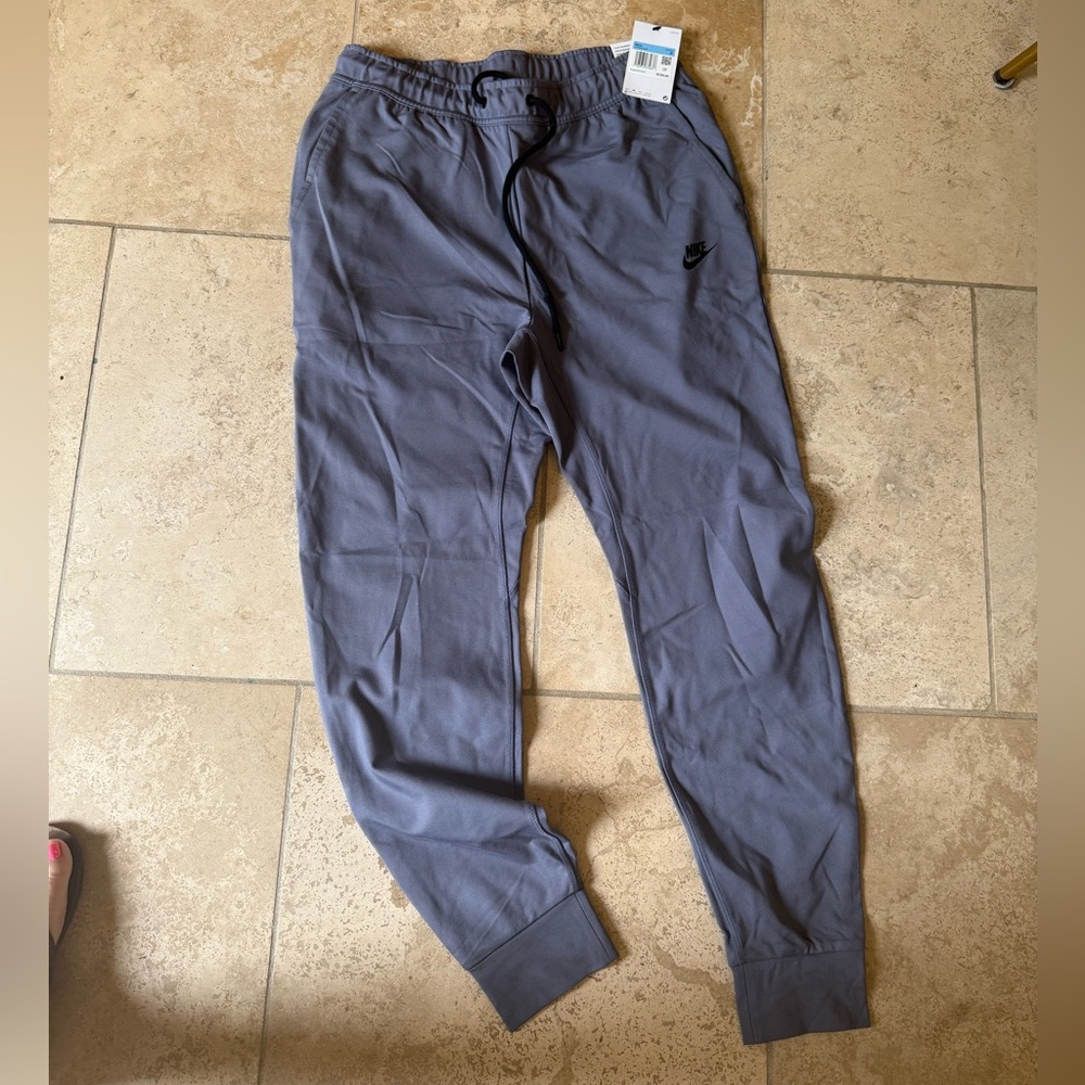 Nike Men's Gray Jogger Pants